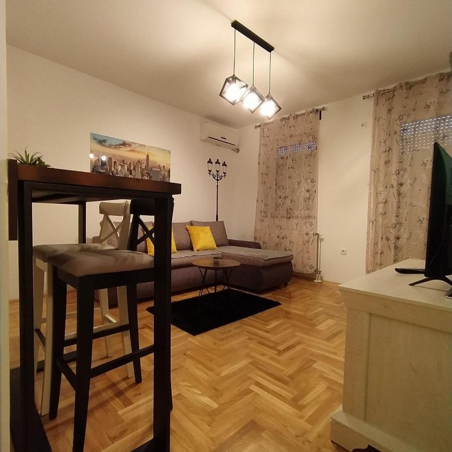 Daniris Apartman Νόβι Σαντ Εξωτερικό φωτογραφία